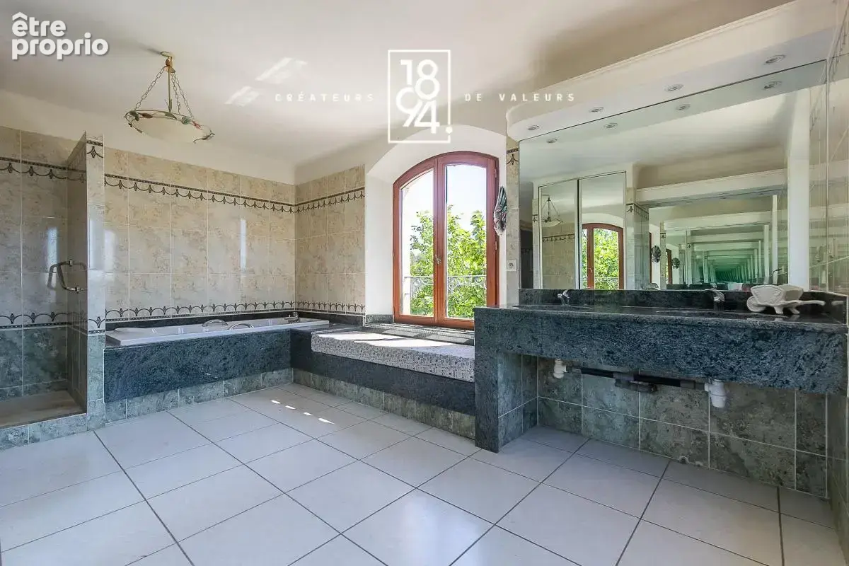 À vendre I Sud Luberon I Propriété I 1060m² - photo 17