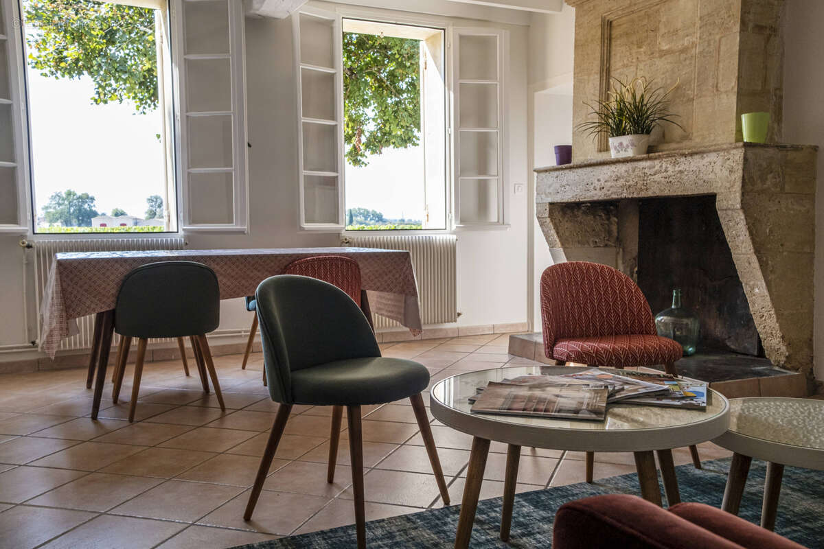 Maison à SAINT-EMILION