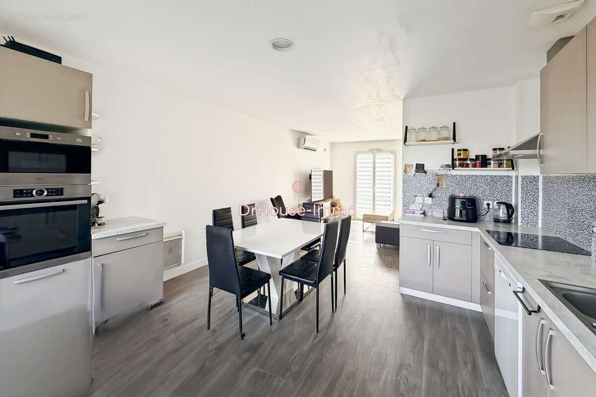 Maison à LUMIGNY-NESLES-ORMEAUX