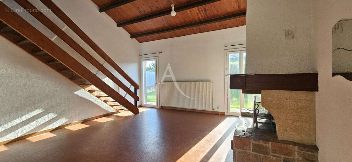 Maison à SAINT-JEAN