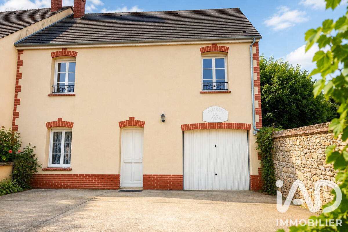 Photo 1 - Maison à SAINTE-GENEVIEVE