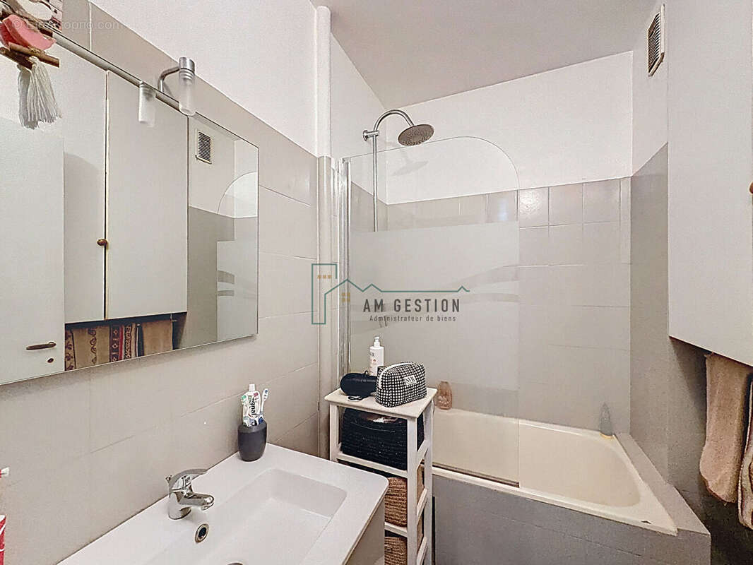 Appartement 3 chambres - garage - Quartier calme - Proche centre-ville - photo 14