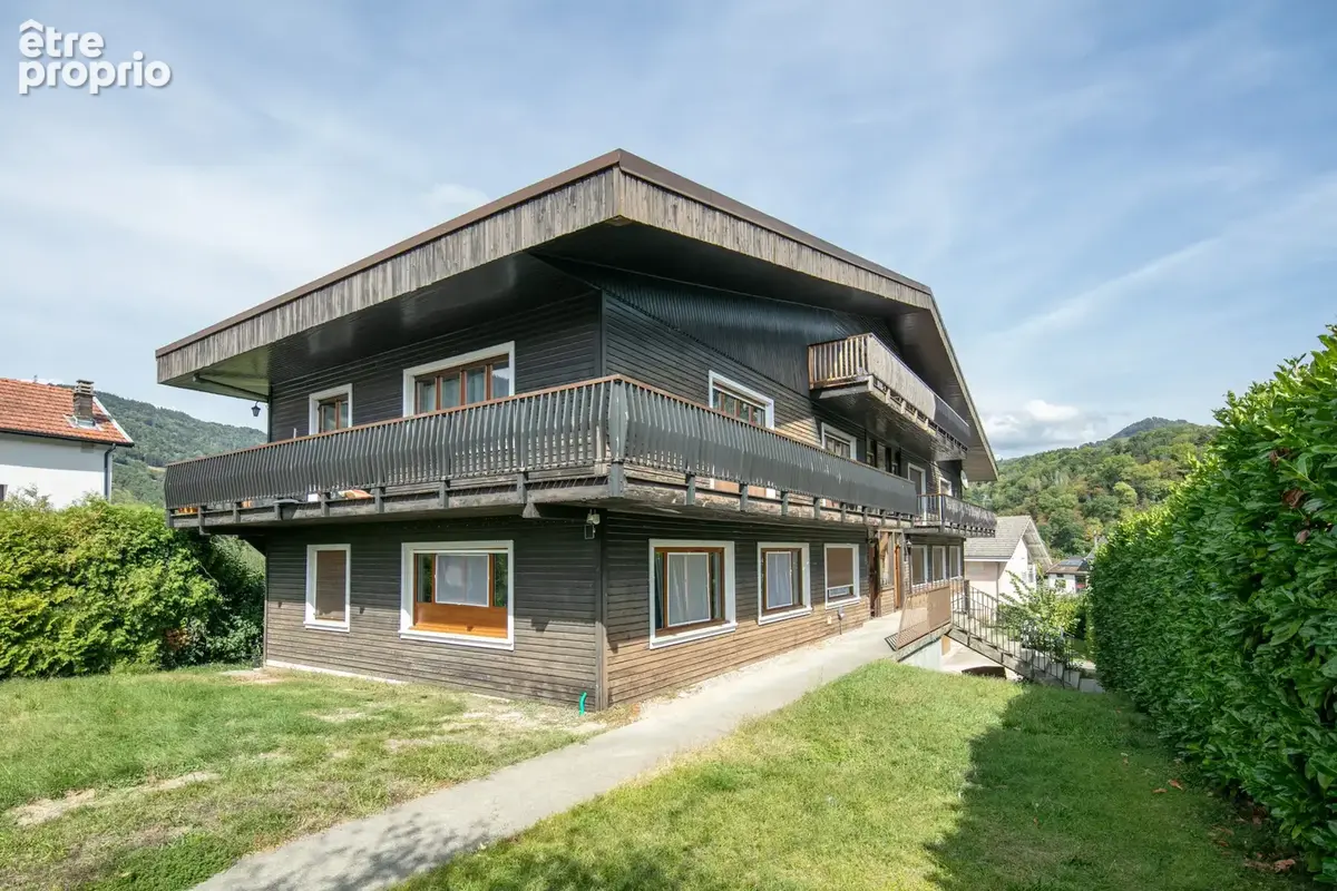 Rare a la vente - spacieux t5 avec balcons/terrasses, garage, cave & jardin commun -  la rochette ! - photo 17