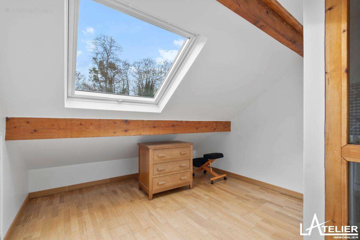 Maison à MAREIL-MARLY