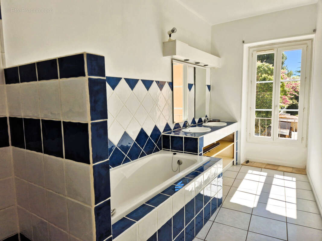 Appartement à PEZENAS