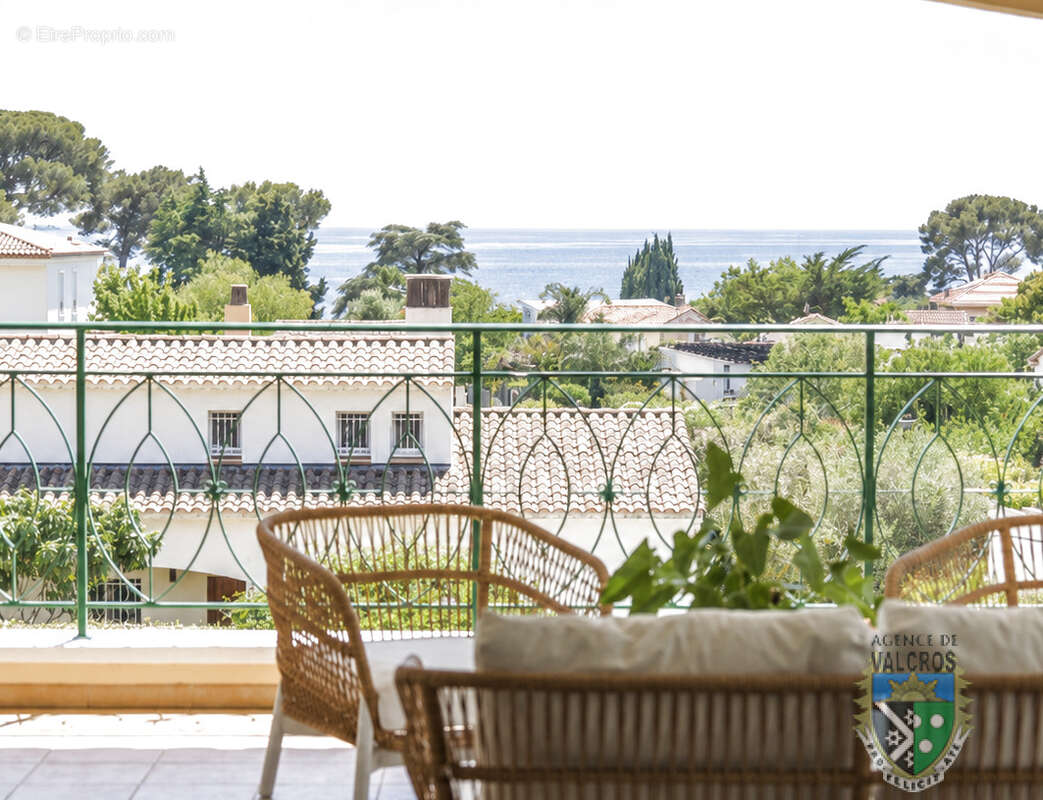 Appartement à CARQUEIRANNE