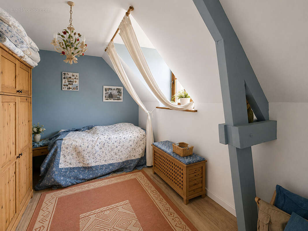 Charmante maison en pierre à vendre à Bacilly - 7 pièces, 110m² - photo 11