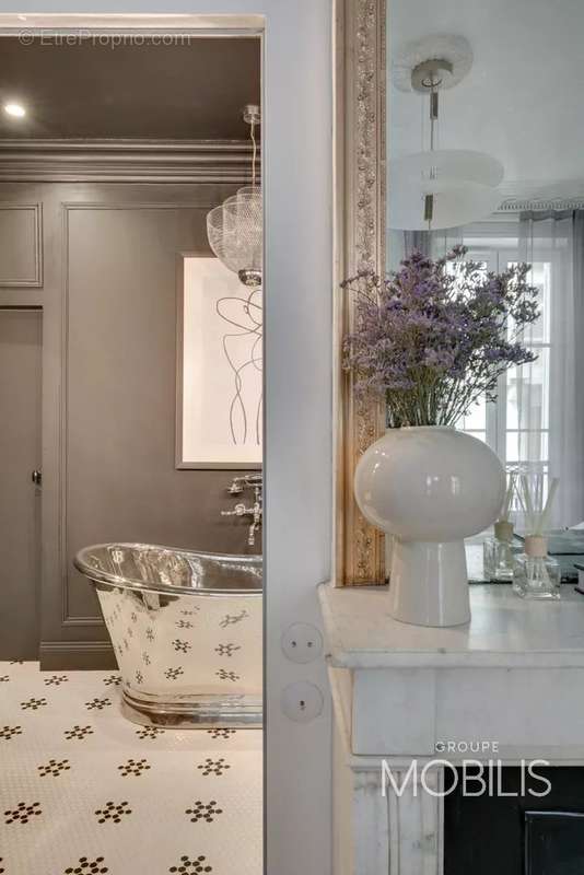 Appartement à PARIS-9E