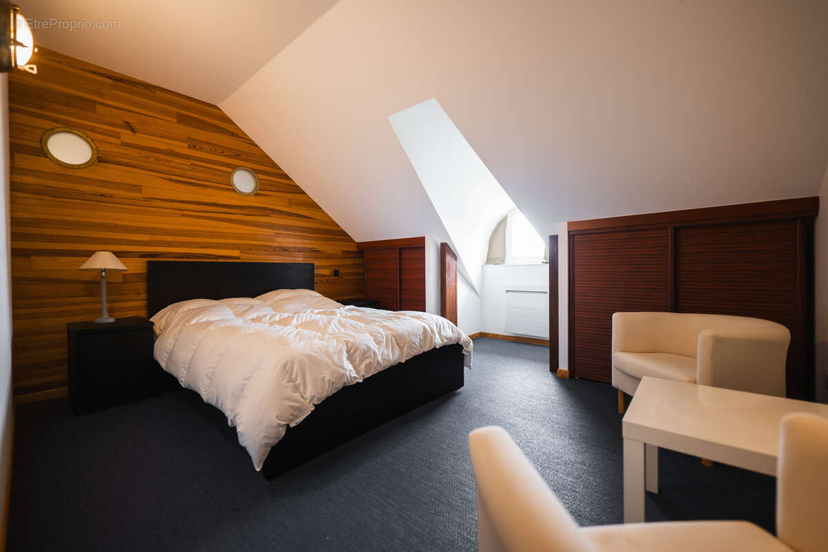 Maison à LE POULIGUEN