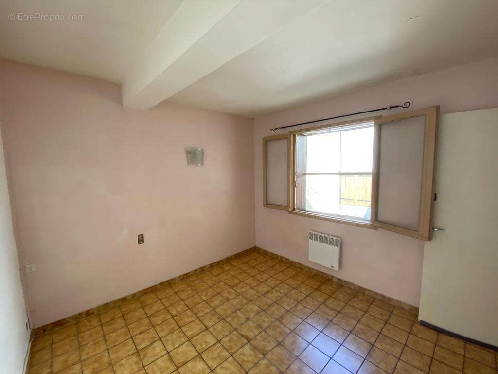 Maison à CONILHAC-CORBIERES