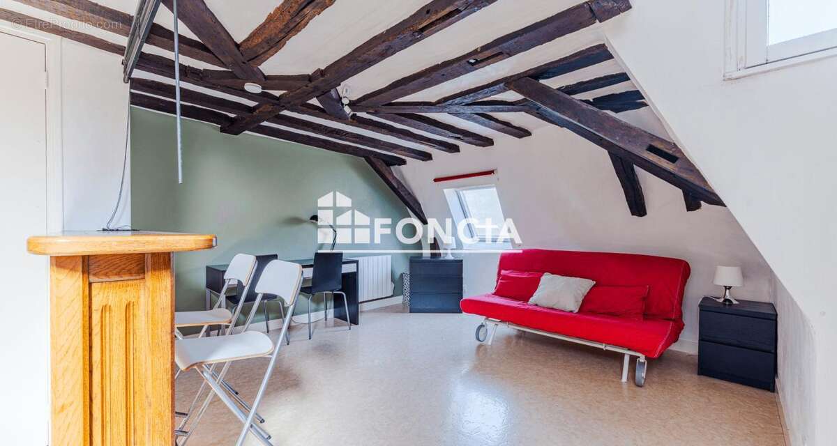 Quartier historique tours centre  - spacieux appartement f1 - proximite place plumereau - ideal investissement locatif - photo 2