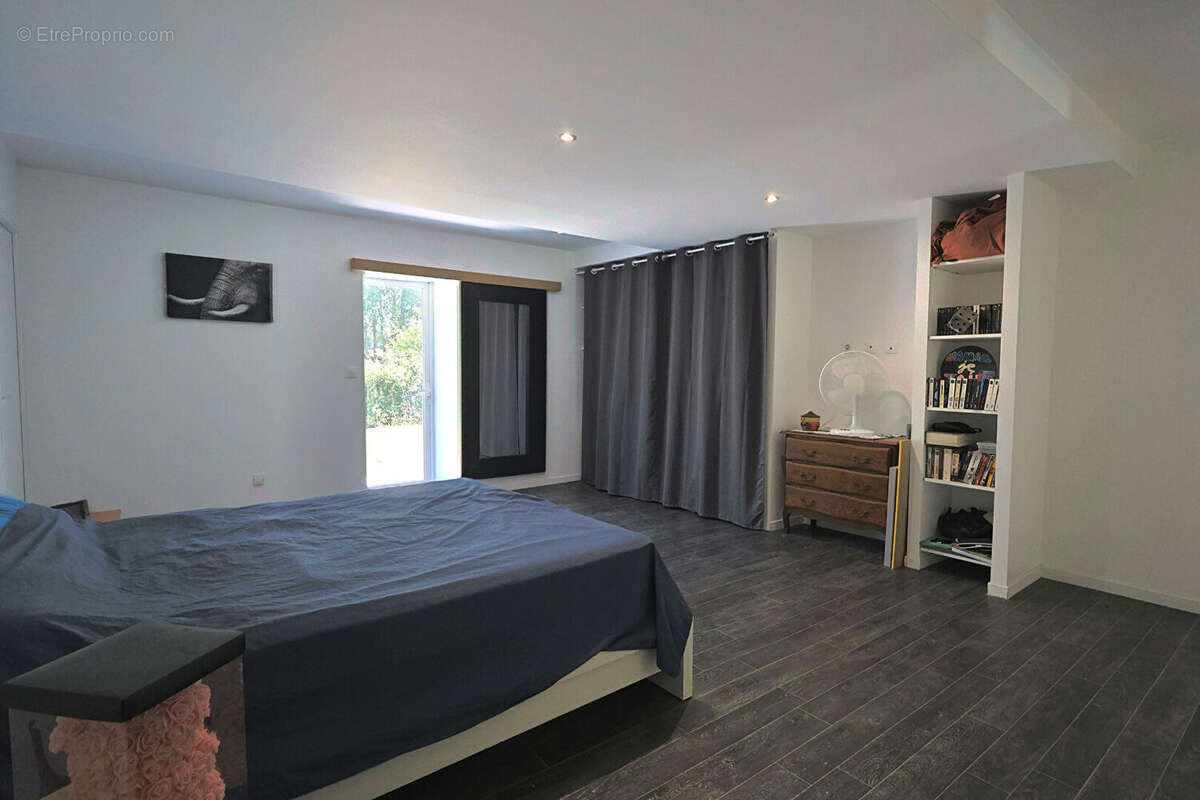 Maison à DOL-DE-BRETAGNE