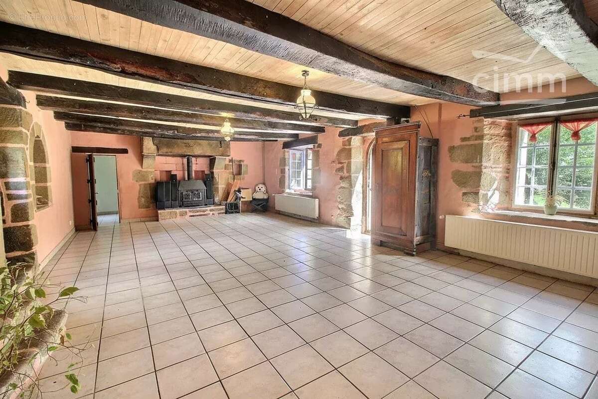 Maison à LOCMALO