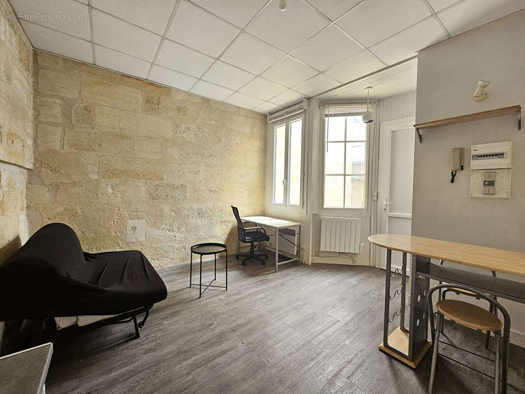 Appartement 26m² Bordeaux Sainte-Croix - photo 2