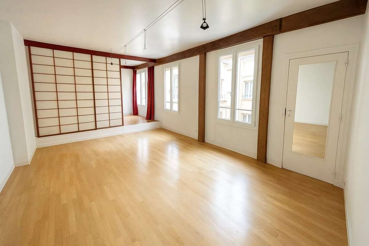 Appartement à PARIS-2E