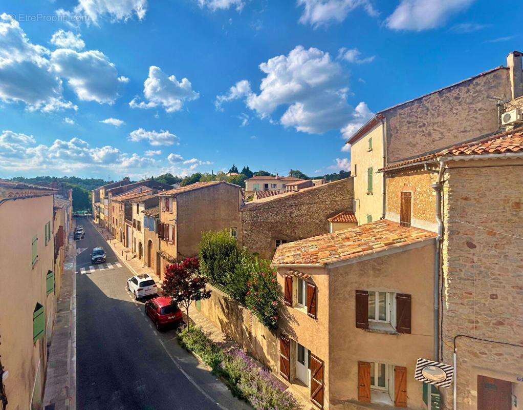 Maison à FLASSANS-SUR-ISSOLE