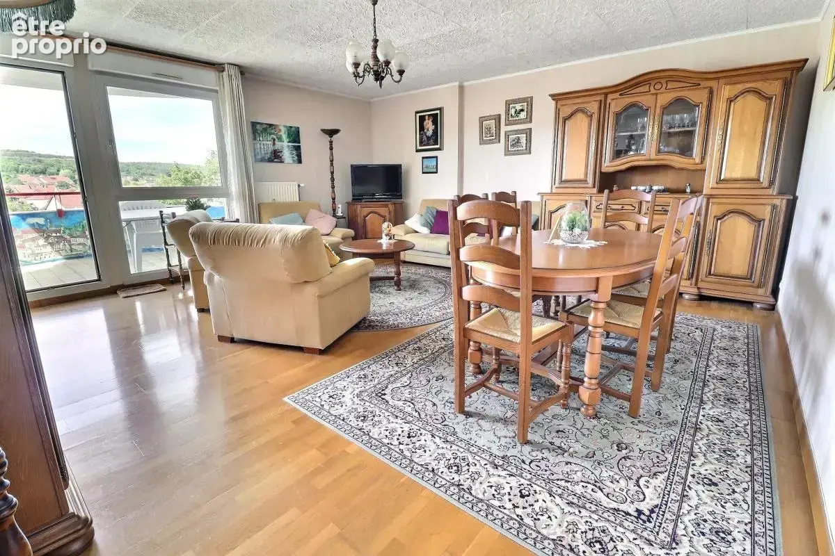 Appartement T5 3 chambres de 93 m², double balcon, ascenseur, garage et cave - photo 2