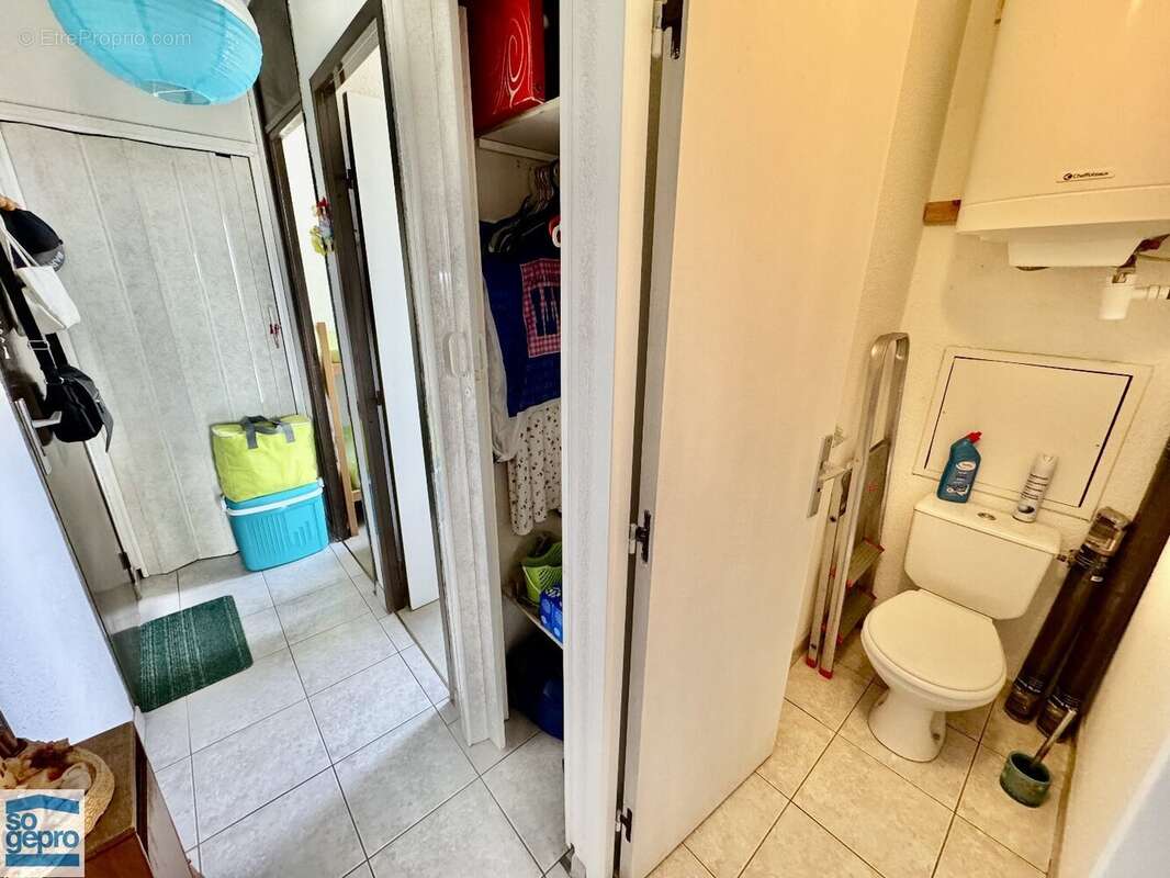 Réf : 2111 - Vente Studio Cabine avec vue dégagée parking et cellier secteur Centre Port ! - photo 10
