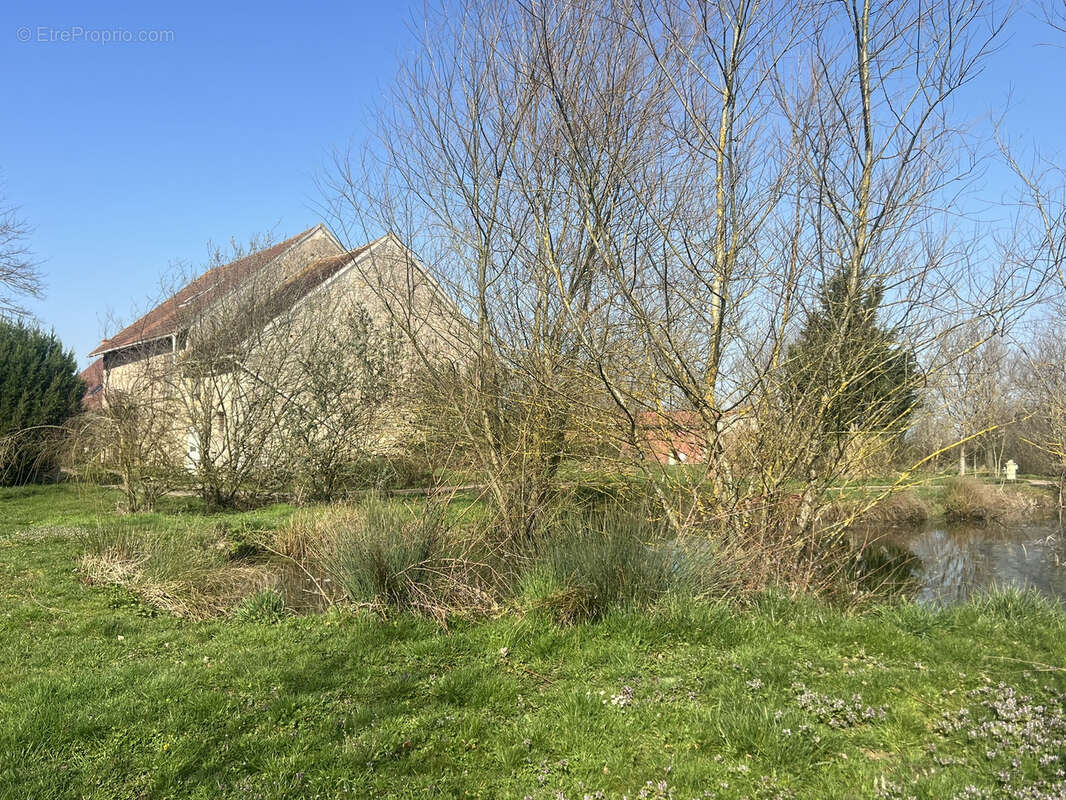 Maison à PALINGES