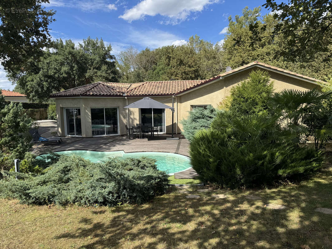 Maison à CASTELJALOUX