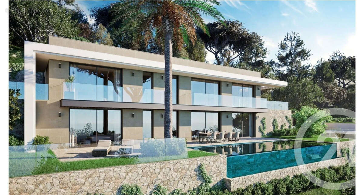 Maison à EZE