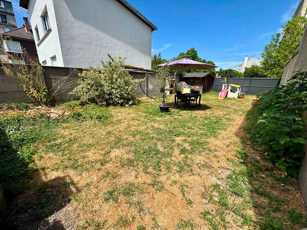 Appartement à NOISY-LE-SEC