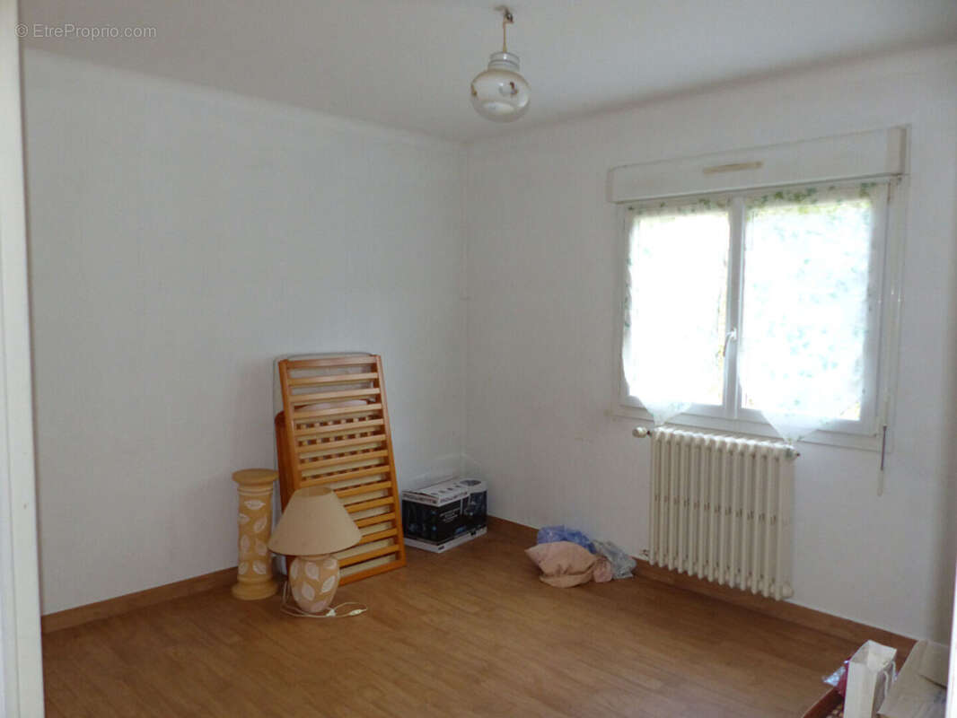 Maison à LA CHAPELLE-LAUNAY