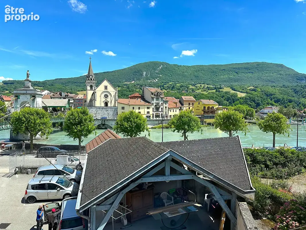 Appartement à SEYSSEL