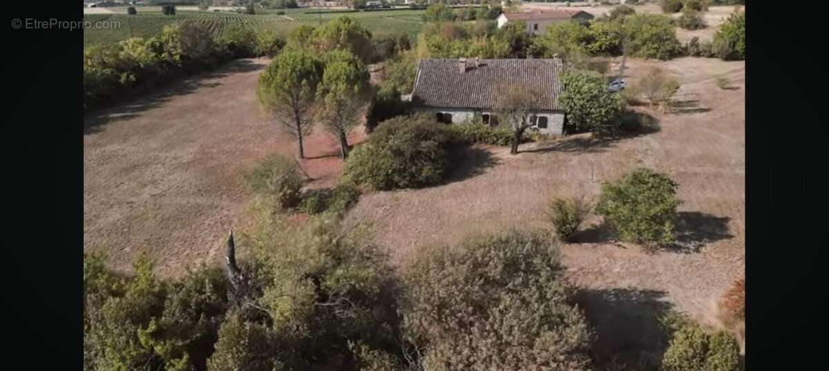 Mas RIBAUTE LES TAVERNES avec terrain plat de 11000 m² - photo 19