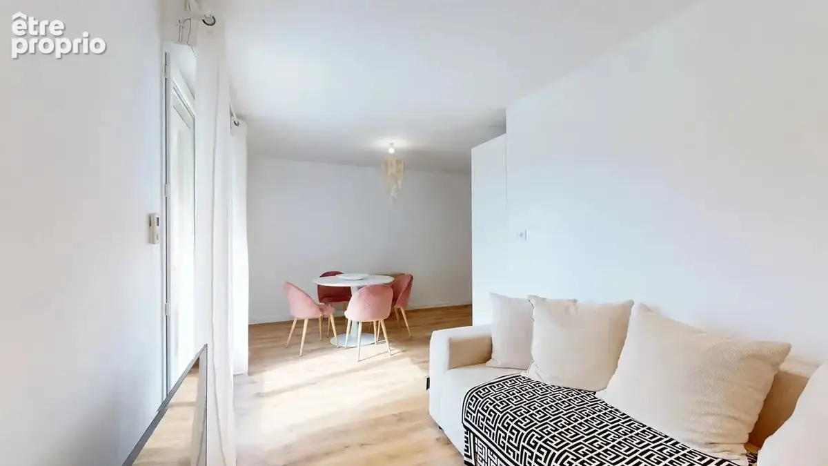 Appartement 2 pièces 44 m² à vendre à Montfermeil (93370) - photo 8