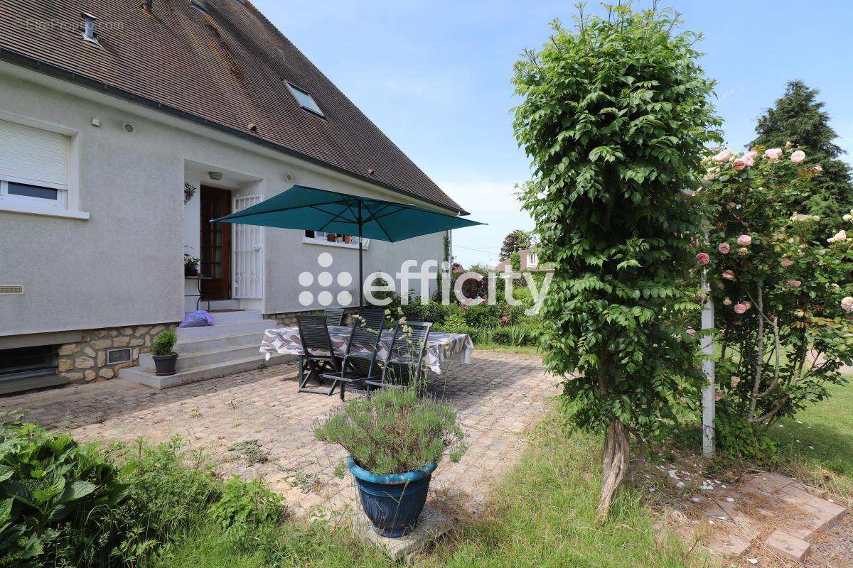 Maison 224 m² à Conches-En-Ouche  - photo 5