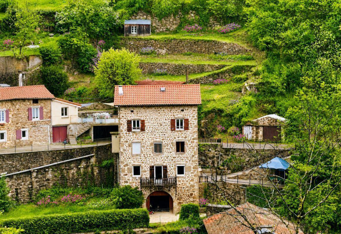 Maison à BOURG-ARGENTAL