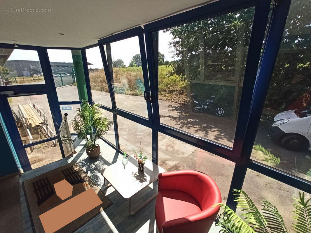 Commerce à AIXE-SUR-VIENNE