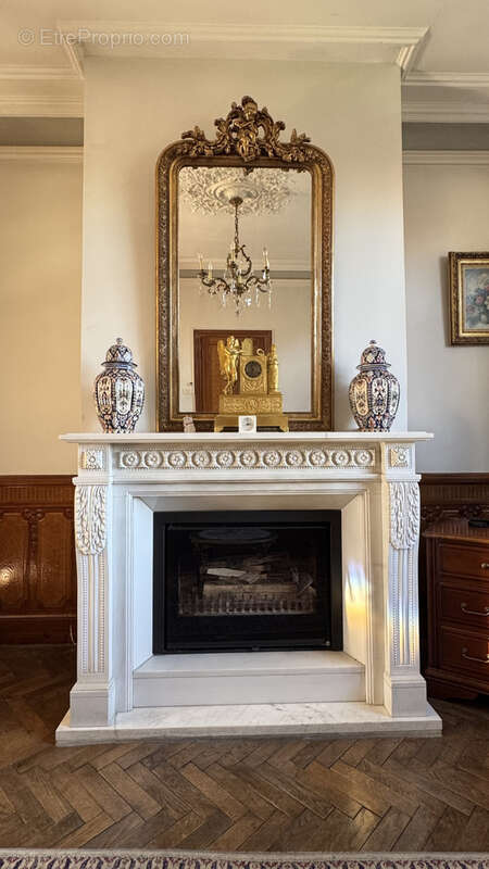 Maison à AIX-NOULETTE