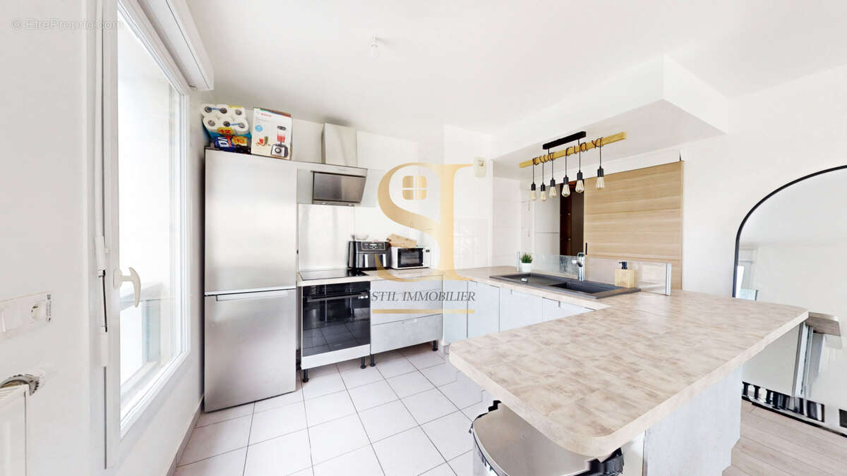 Appartement à MOISSY-CRAMAYEL