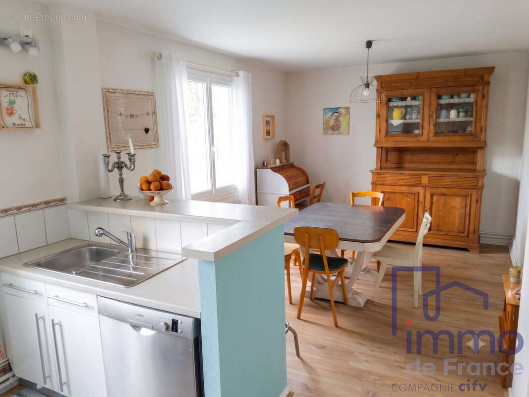 Appartement 71 m² à Le Puy-En-Velay  - photo 3