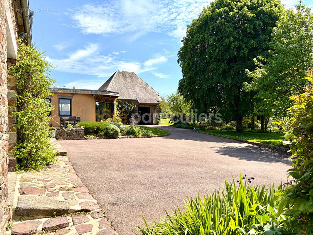Maison à COUTANCES