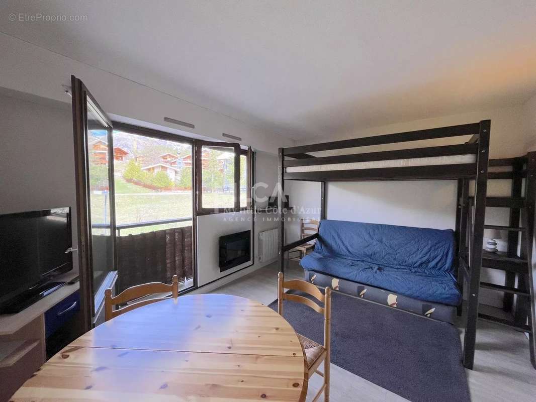 Appartement à SAINT-ETIENNE-DE-TINEE