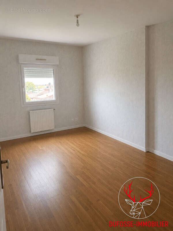 T3 82 m²  - Terrasse - Garage double - Parking - Vendu loué - Rentabilité 5 % - photo 5