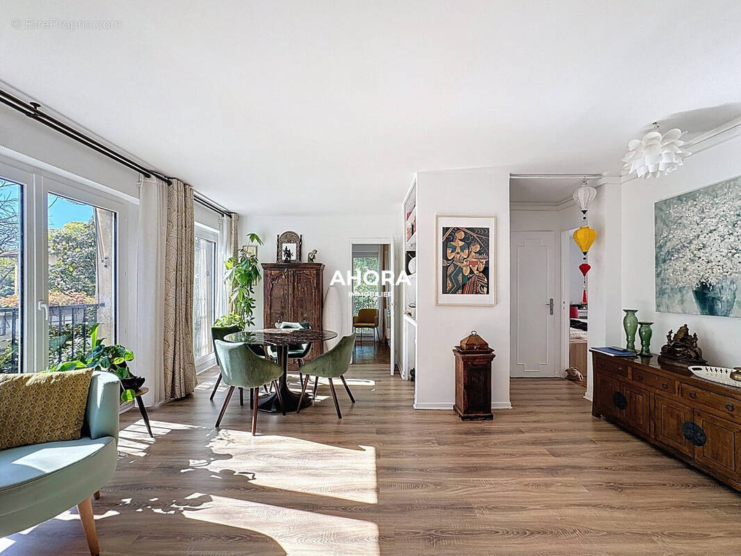 Appartement à MARSEILLE-9E