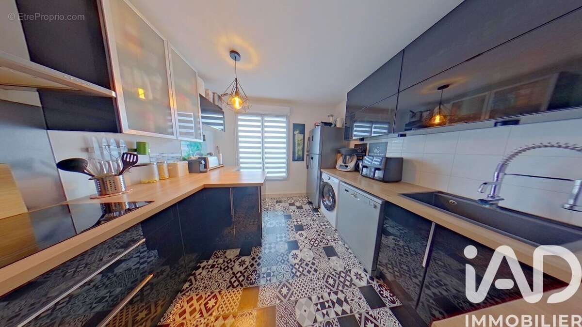 Photo 4 - Appartement à MOISSY-CRAMAYEL