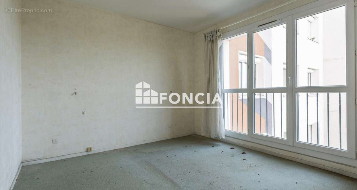 Appartement à VIRY-CHATILLON