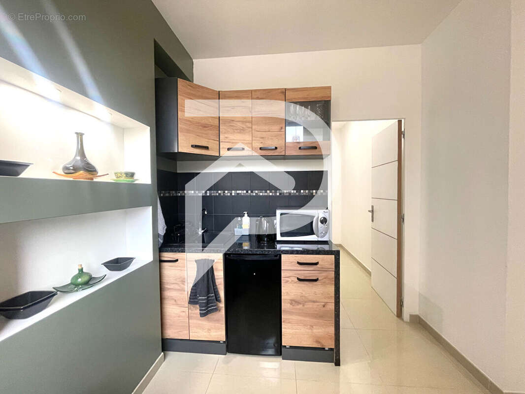 Commerce à LA SEYNE-SUR-MER