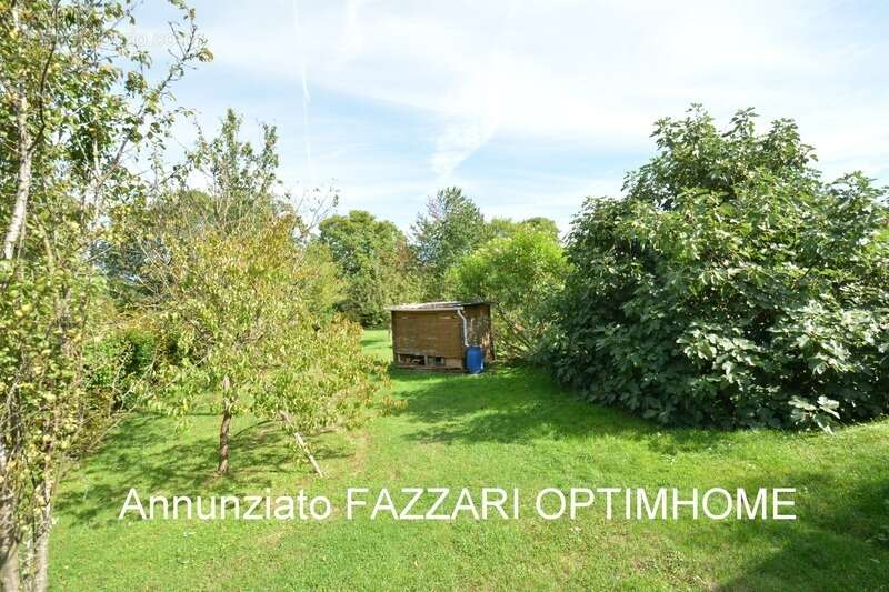 Maison à LUZY-SAINT-MARTIN