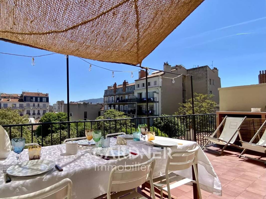 Appartement à MARSEILLE-8E