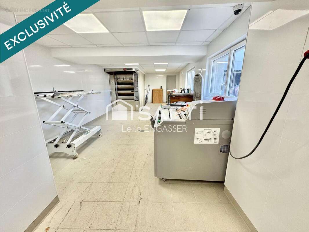 Photo 5 - Commerce à ANET