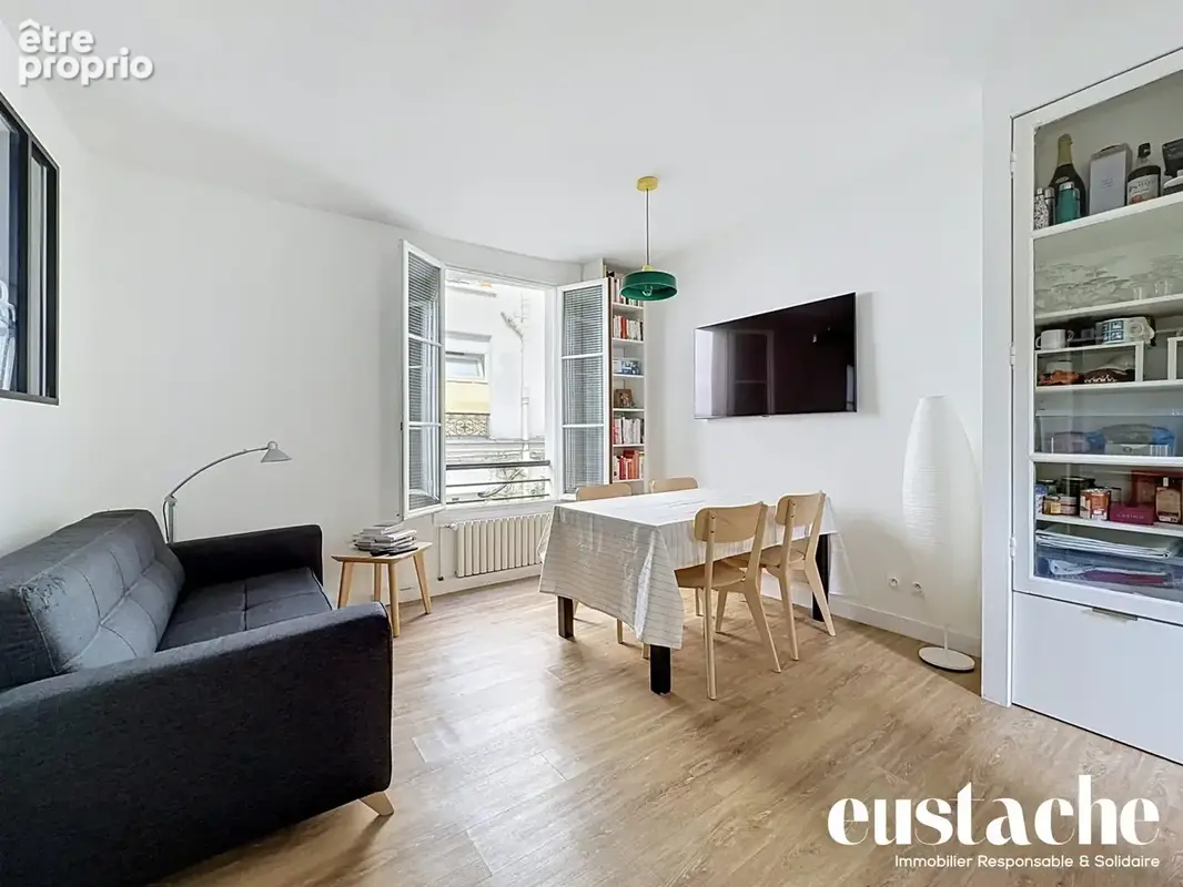 Appartement 4 pièces 62 m² à vendre à Paris-11e (75011) - photo 2