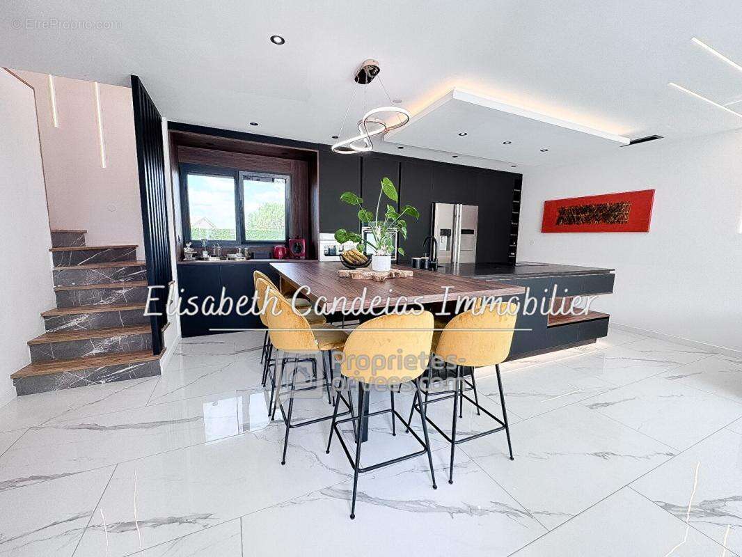 Maison à PORTET-SUR-GARONNE