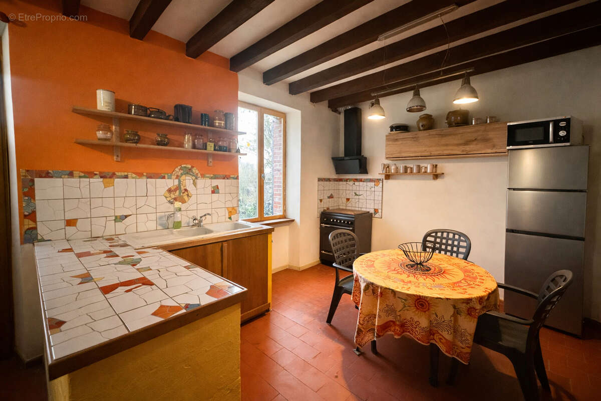 Maison à IVOY-LE-PRE