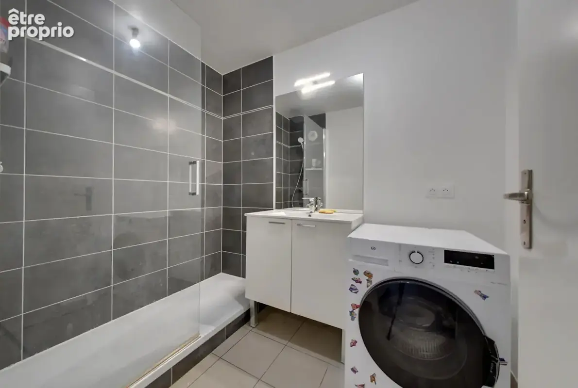 Appartement Chevry Cossigny  2 pièce(s) 40.81 m2 - photo 7